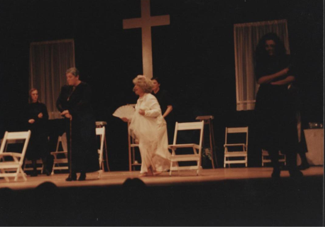 Representación de "La casa de Bernarda Alba", 3ª fotografía Representación de "La casa de Bernarda Alba", 3ª fotografía