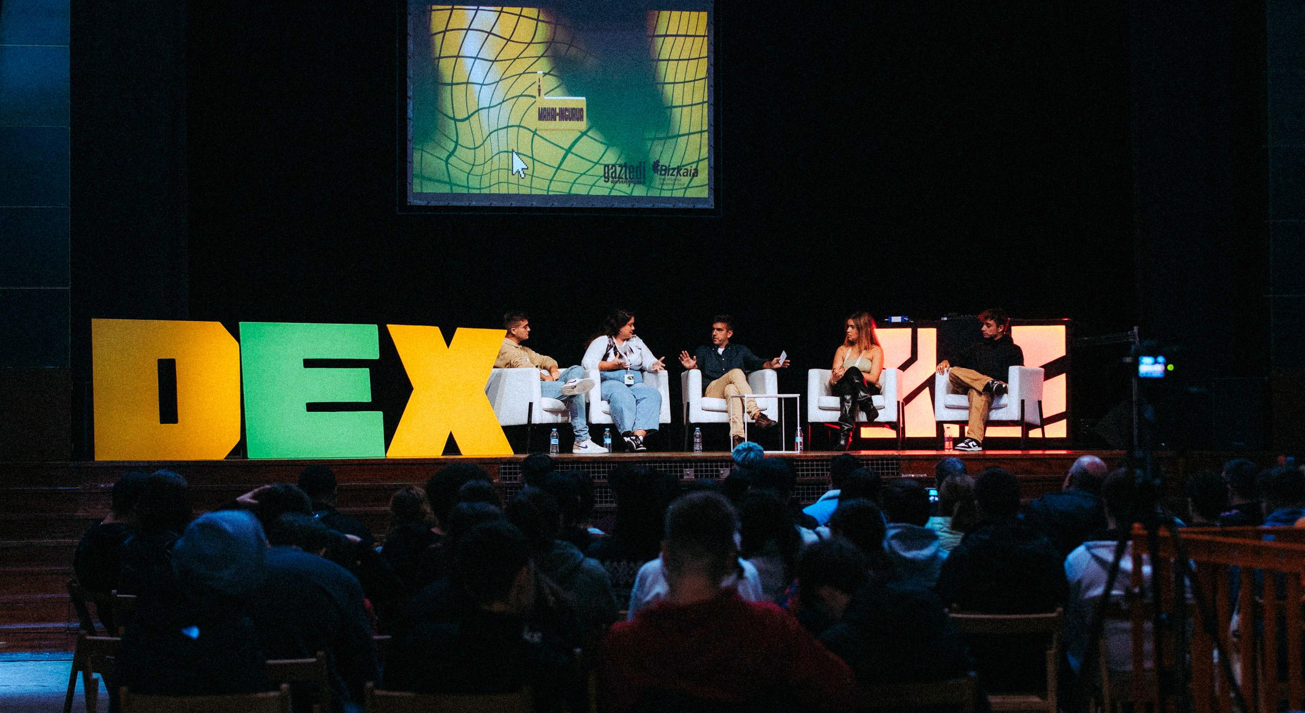 Participantes en la mesa redonda