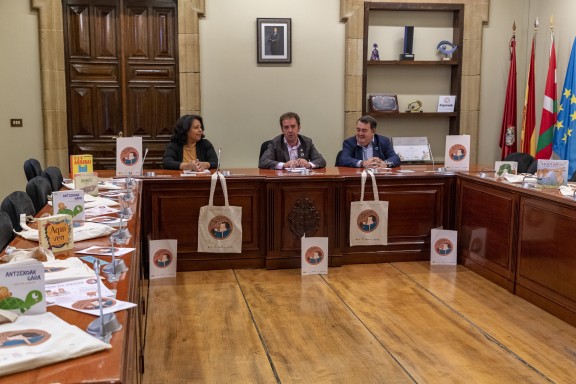 Presentación de la iniciativa BookStar en Ermua