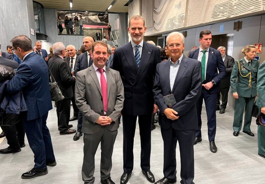 J. Carlos Abascal, Felipe VI y Carlos Totorika