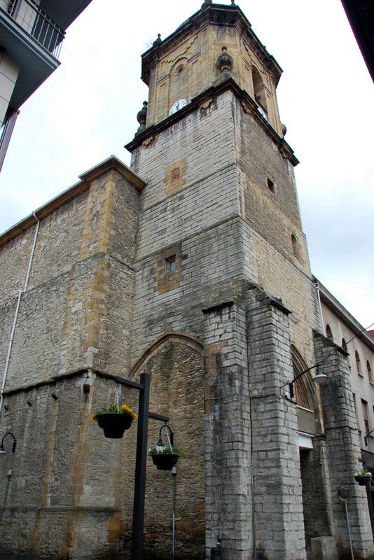 Iglesia de Santiago Apostol