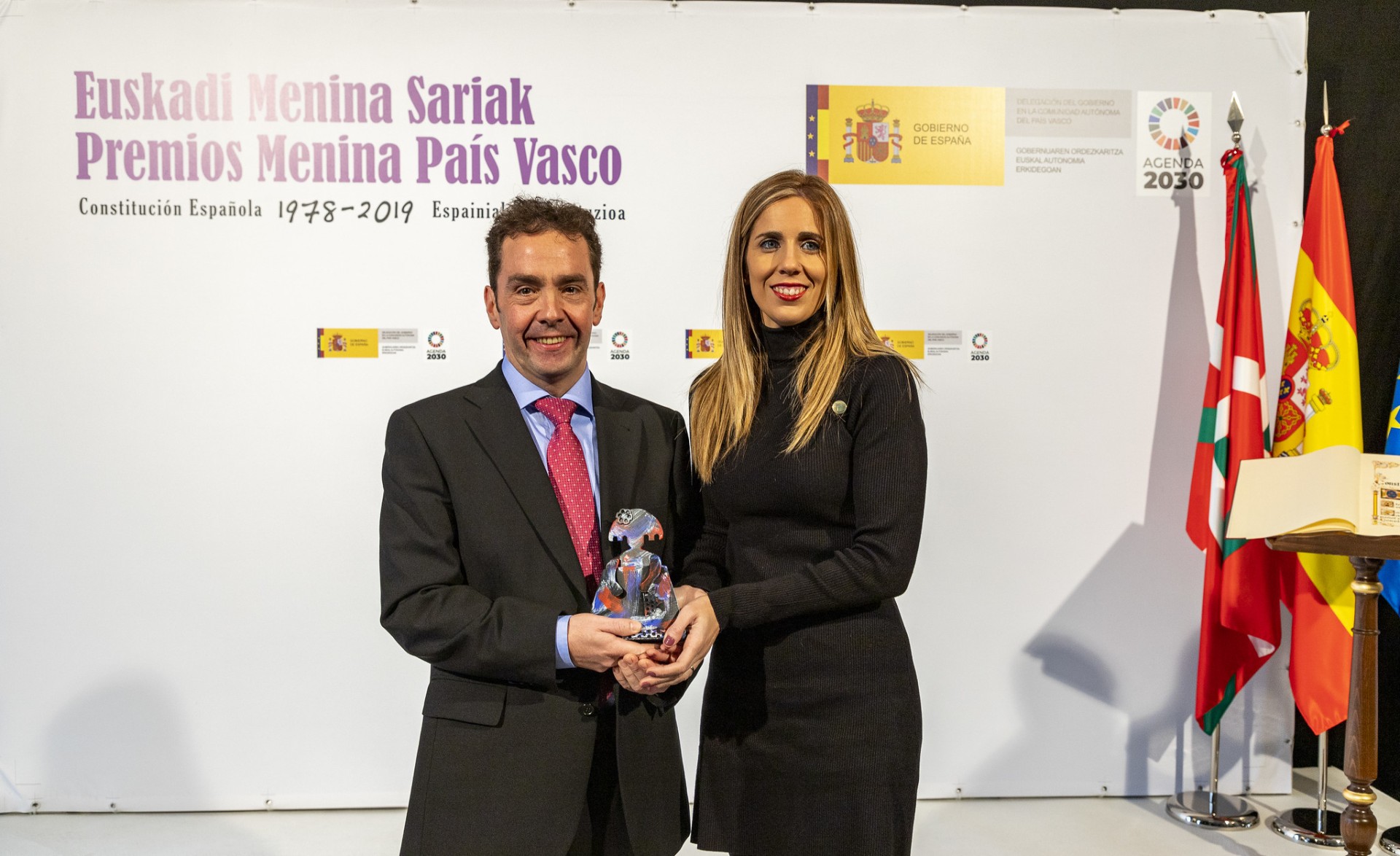 premios Menina Foto 1 principal