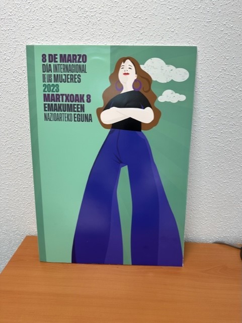 Goruntz begiratuz Goruntz begiratuz